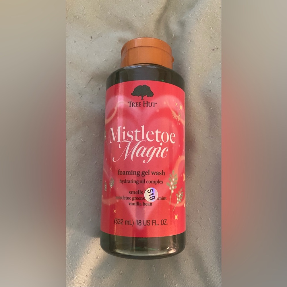 Tree Hut Mistletoe Magic Foaming Gel Wash 18 oz
